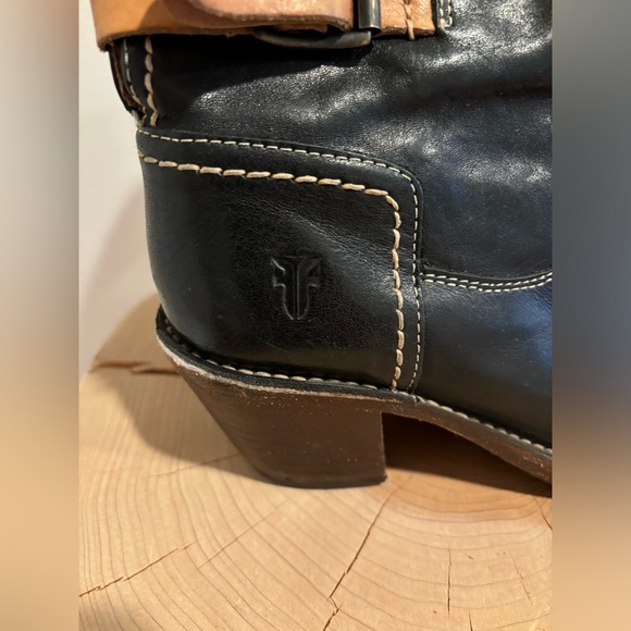 Frye boots - Picture 4 of 9